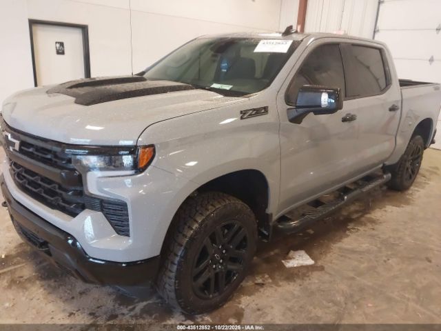 Chevrolet Silverado 1500 4wd  Short Bed Lt Trail Boss Image 6