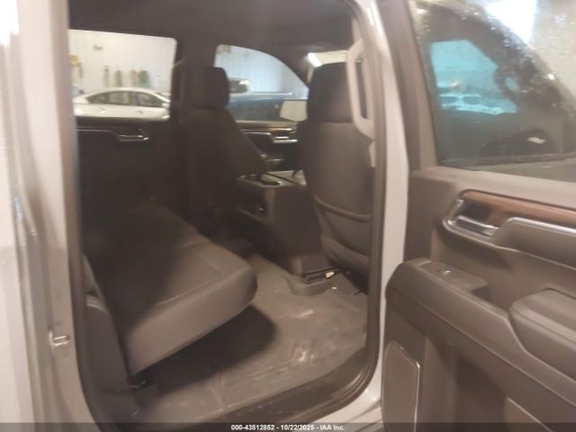 Chevrolet Silverado 1500 4wd  Short Bed Lt Trail Boss Image 7
