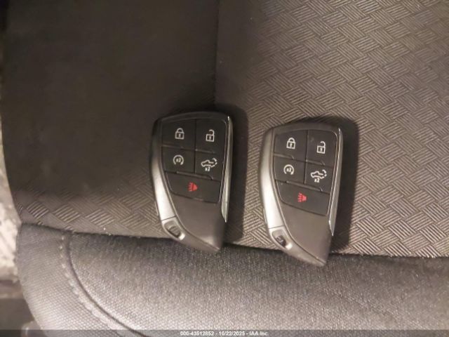 Chevrolet Silverado 1500 4wd  Short Bed Lt Trail Boss Image 11