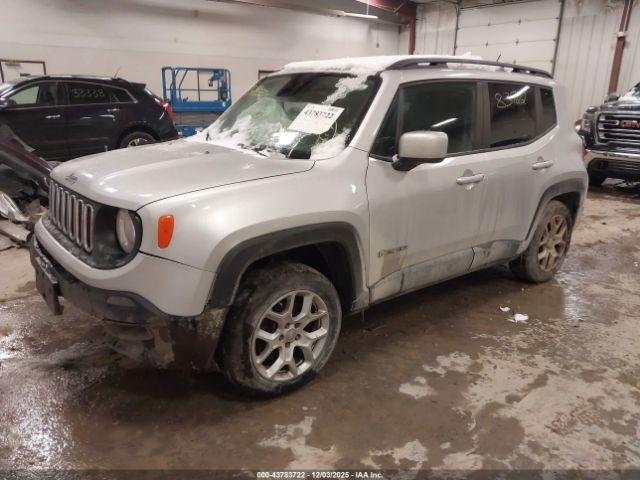 Jeep Renegade Latitude 4x4 Image 3