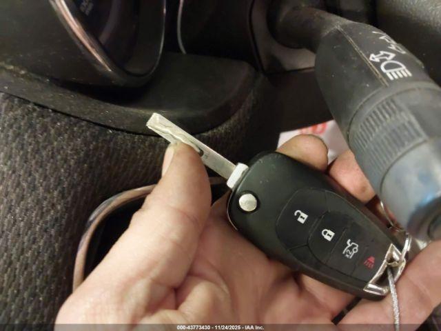 Chevrolet Cruze Ls Auto Image 7