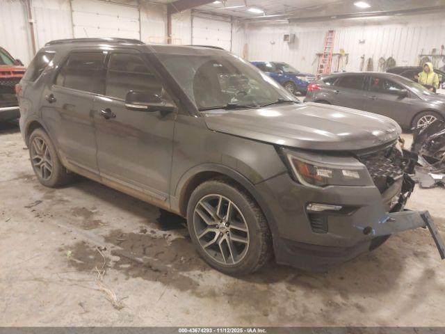  Salvage Ford Explorer