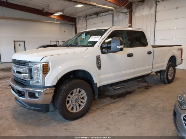 Ford F-350 Xlt Image 4