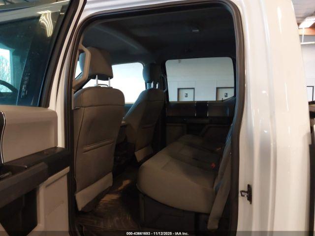 Ford F-350 Xlt Image 5