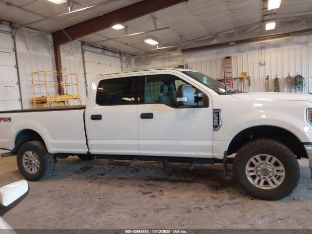 Ford F-350 Xlt Image 8