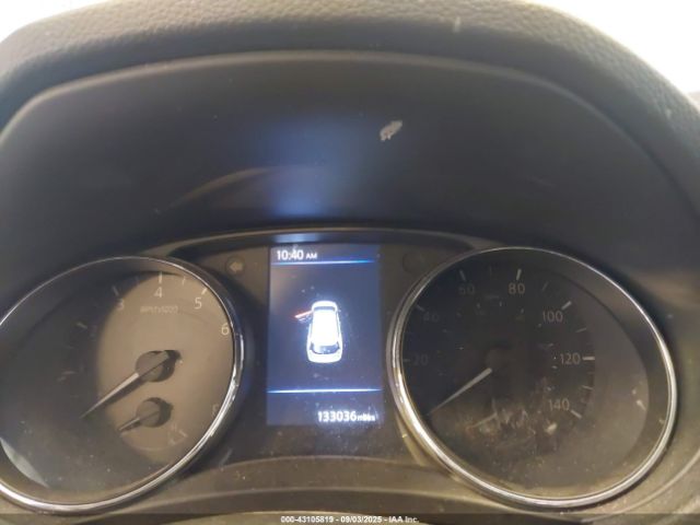 Nissan Rogue S Image 11