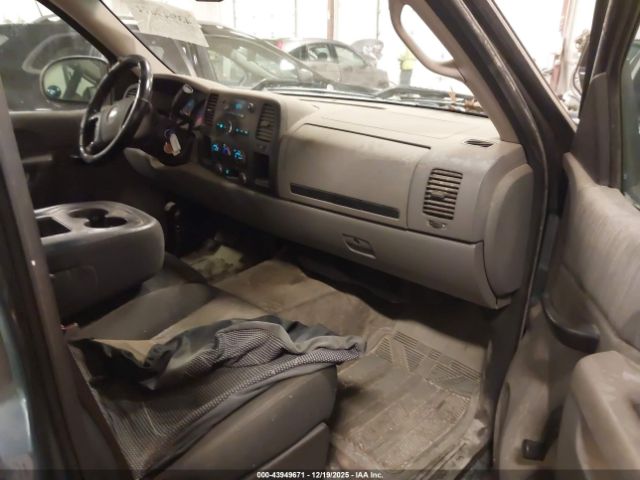 Chevrolet Silverado 1500 Work Truck Image 2