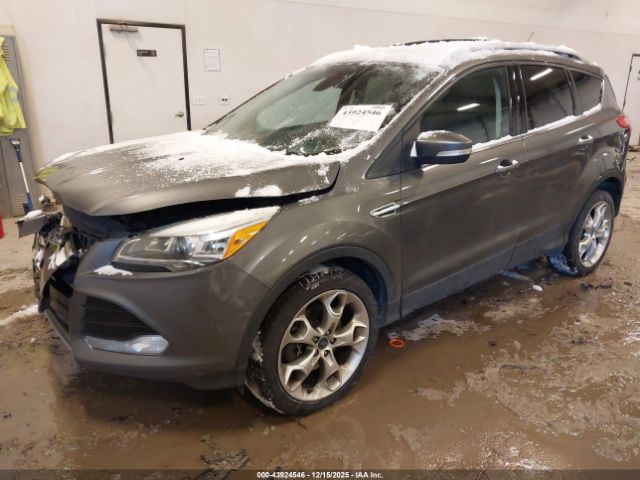 Ford Escape Titanium Image 3