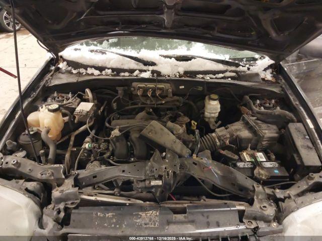 Ford Escape Image 14