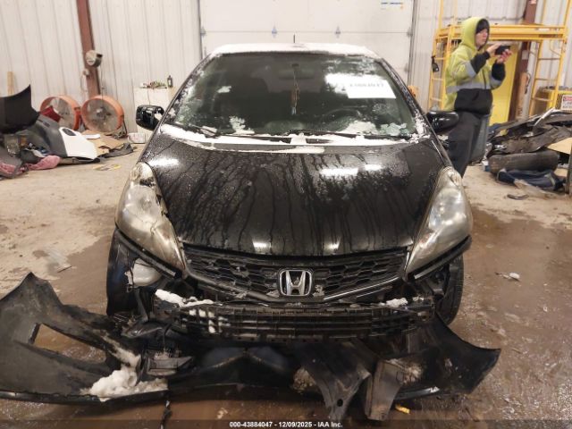 Honda Fit Sport Image 7