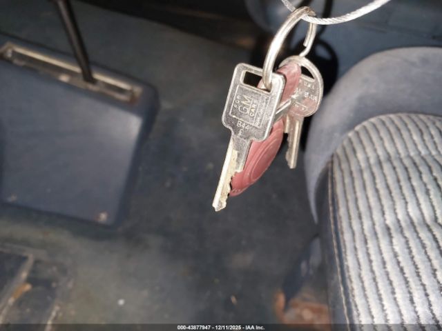 GMC Sierra K1500 Image 11