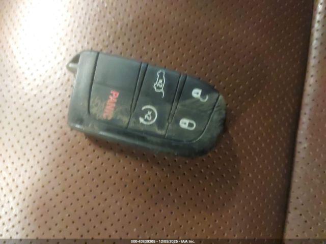 Jeep Grand Cherokee Summit Image 15