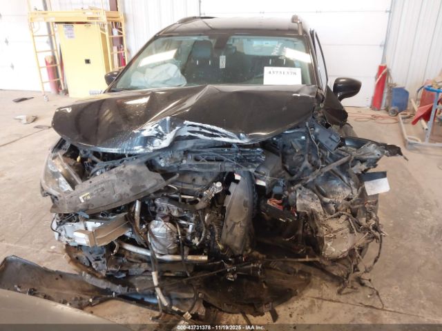 Chrysler Pacifica Touring L Image 11