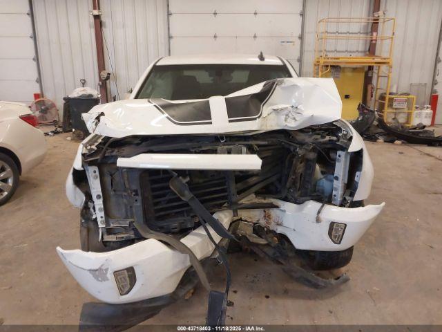 Chevrolet Silverado 1500 2lt Image 16