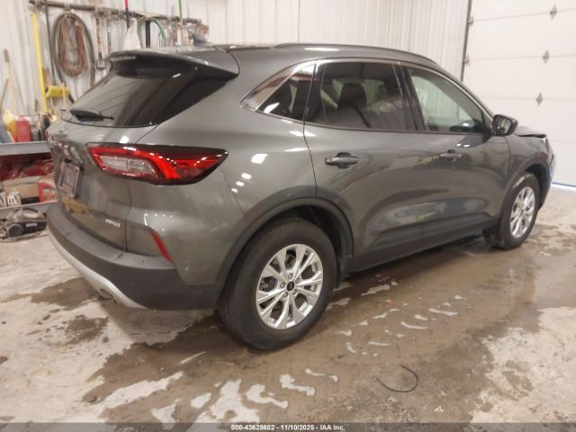 Ford Escape Active Image 5