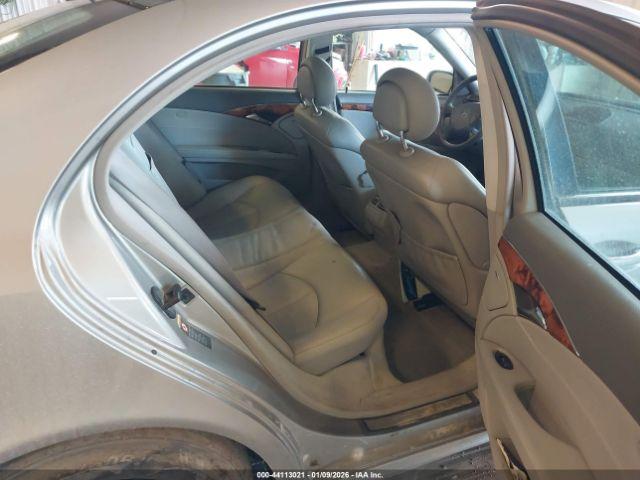 Mercedes-Benz E-Class Image 3