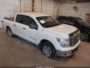  Salvage Nissan Titan