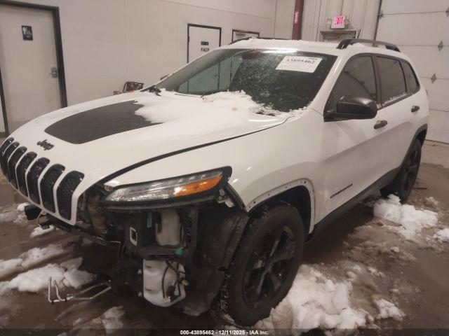 Jeep Cherokee Altitude 4x4 Image 5