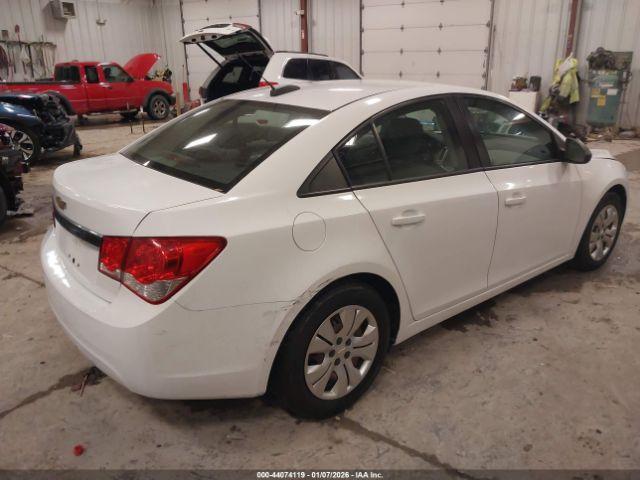 Chevrolet Cruze Ls Auto Image 6