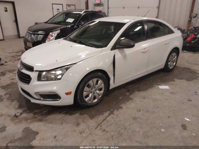 Chevrolet Cruze Ls Auto Image 4