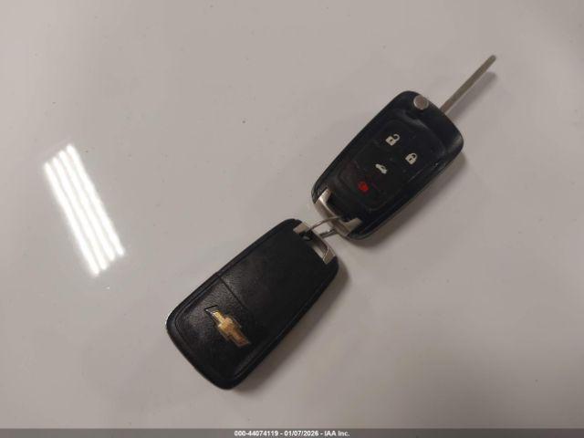 Chevrolet Cruze Ls Auto Image 8