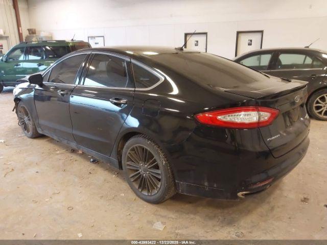 Ford Fusion Titanium Image 2
