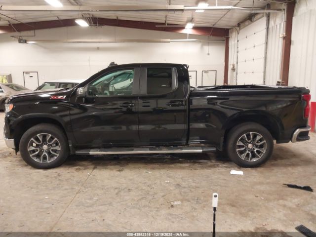 Chevrolet Silverado 1500 4wd  Standard Bed Lt Image 14