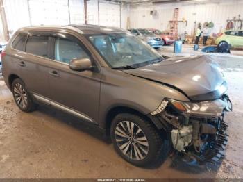  Salvage Mitsubishi Outlander