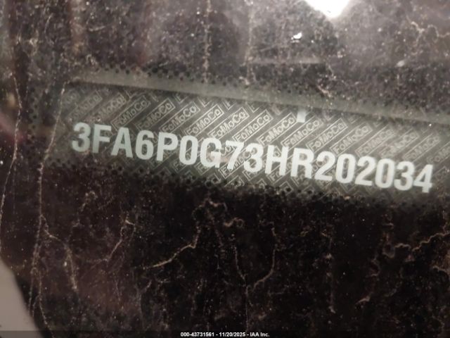 Ford Fusion S Image 5